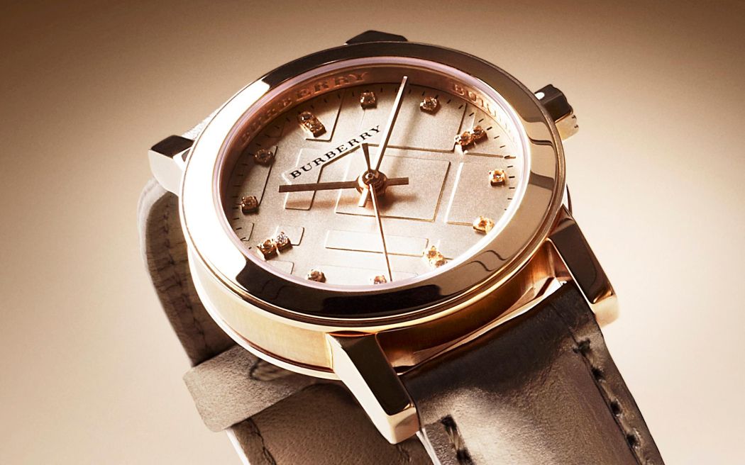 Orologio Burberry Beige 38mm in Acciaio Inossidabile con Cinturino in Pelle a Quadri Affumicati
